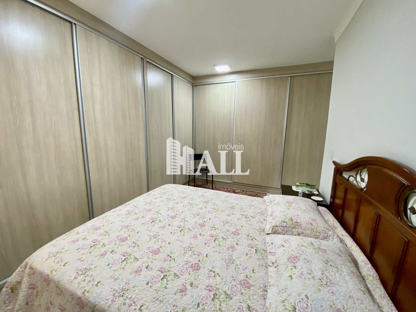 Apartamento à venda com 3 quartos, 136m² - Foto 17