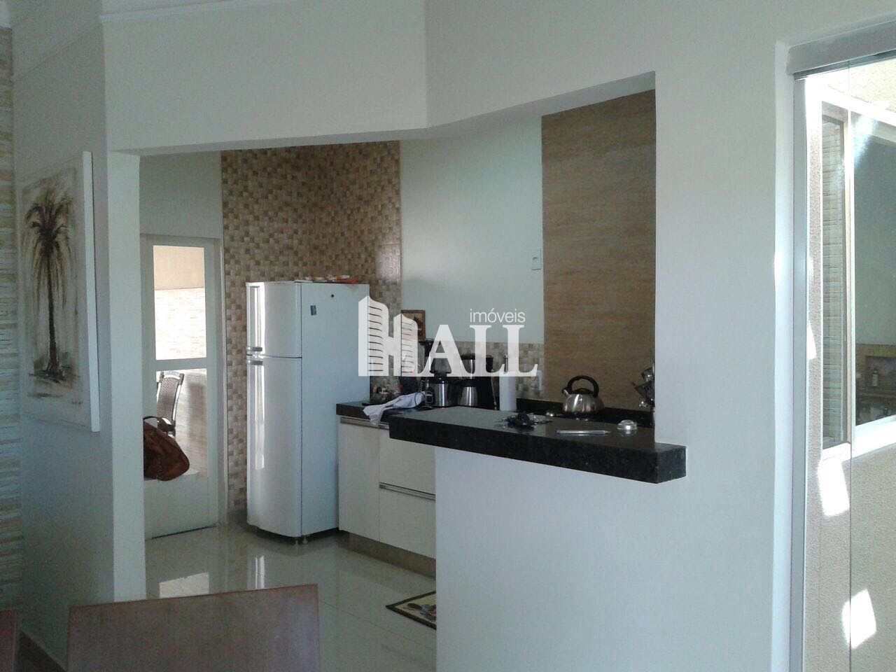 Casa à venda com 3 quartos, 130m² - Foto 4