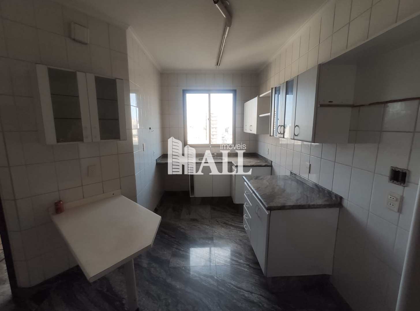 Apartamento à venda com 4 quartos, 210m² - Foto 9