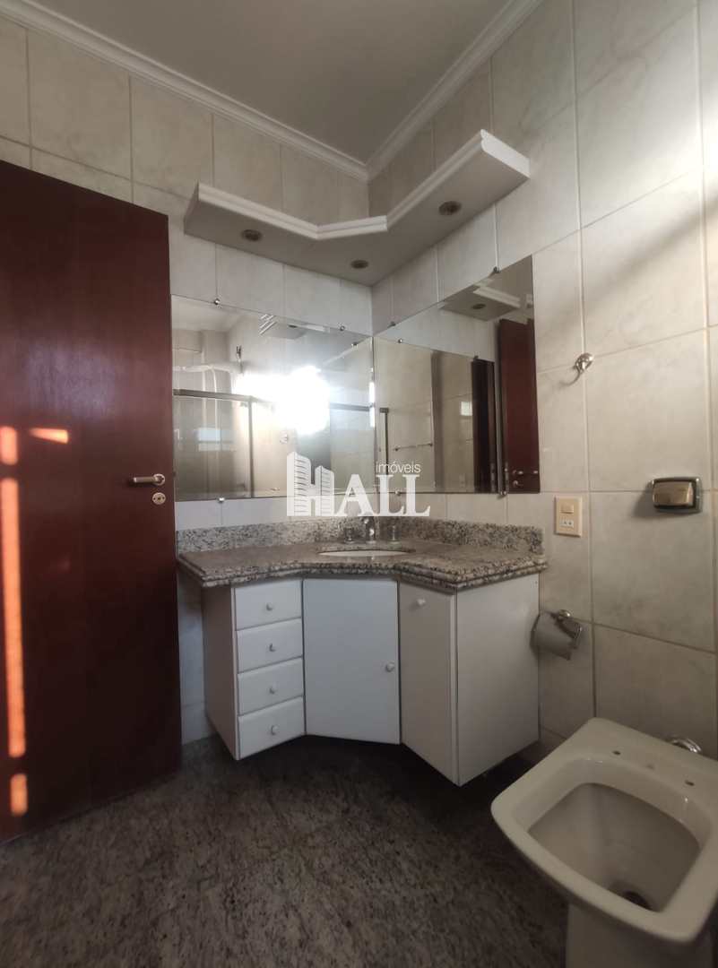 Apartamento à venda com 4 quartos, 210m² - Foto 17