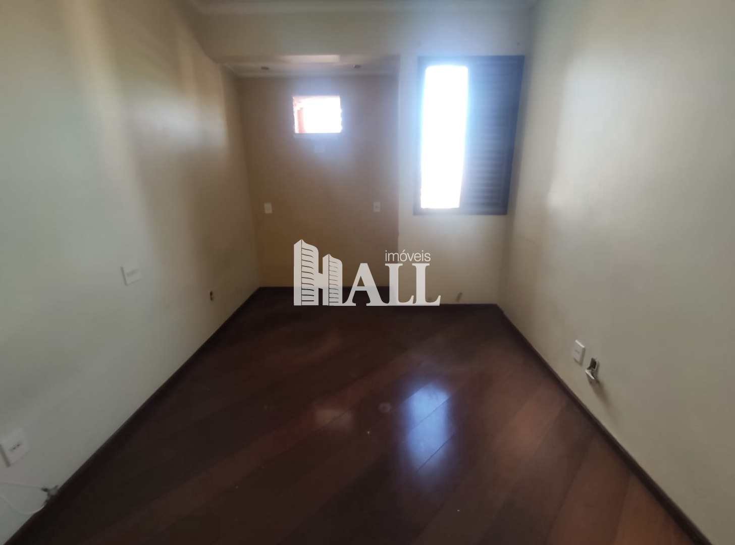 Apartamento à venda com 4 quartos, 210m² - Foto 3