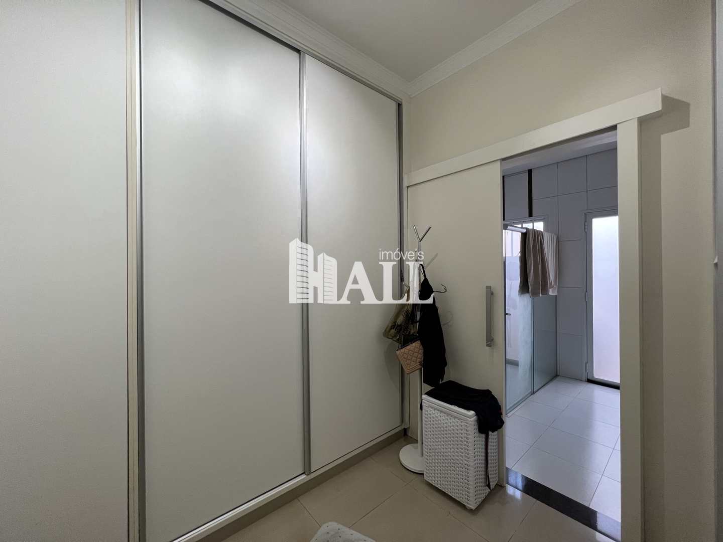 Casa de Condomínio à venda com 3 quartos, 250m² - Foto 10