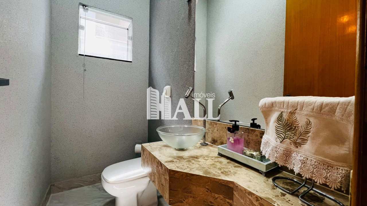 Casa com 3 quartos à venda, 140m² — foto 21 de 40