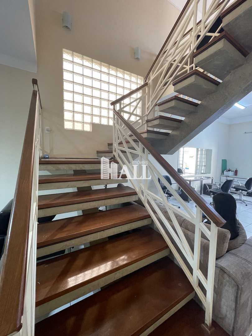 Casa à venda com 3 quartos, 300m² - Foto 30