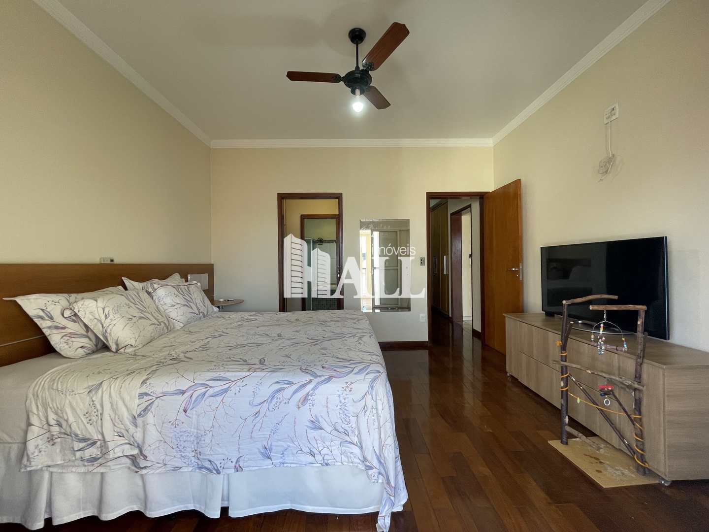 Casa à venda com 3 quartos, 300m² - Foto 11