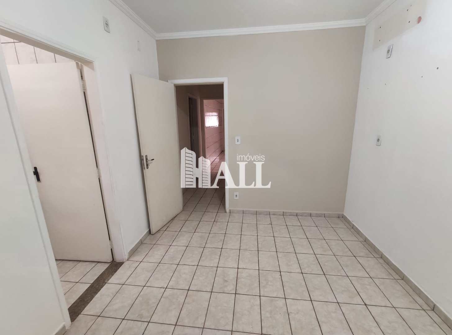 Casa à venda com 3 quartos, 200m² - Foto 9