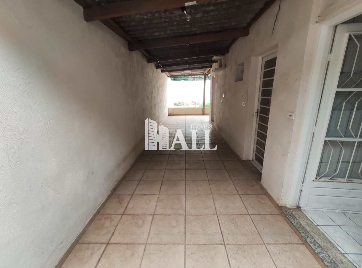 Casa à venda com 3 quartos, 200m² - Foto 11