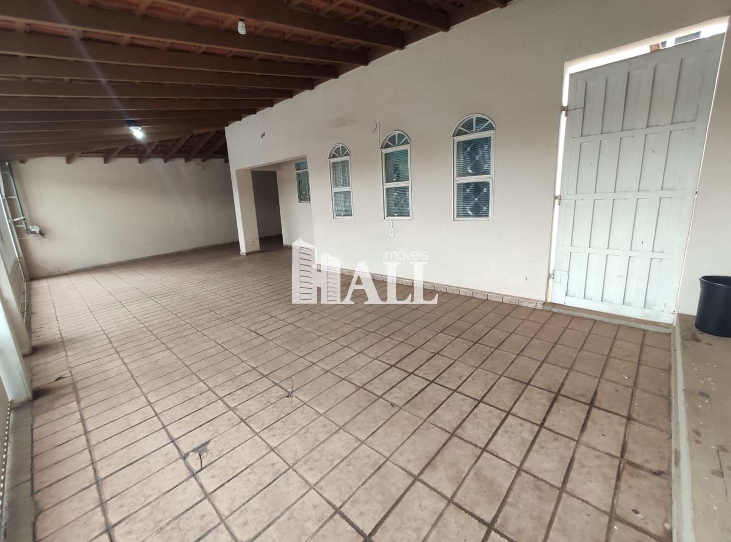 Casa à venda com 3 quartos, 200m² - Foto 14