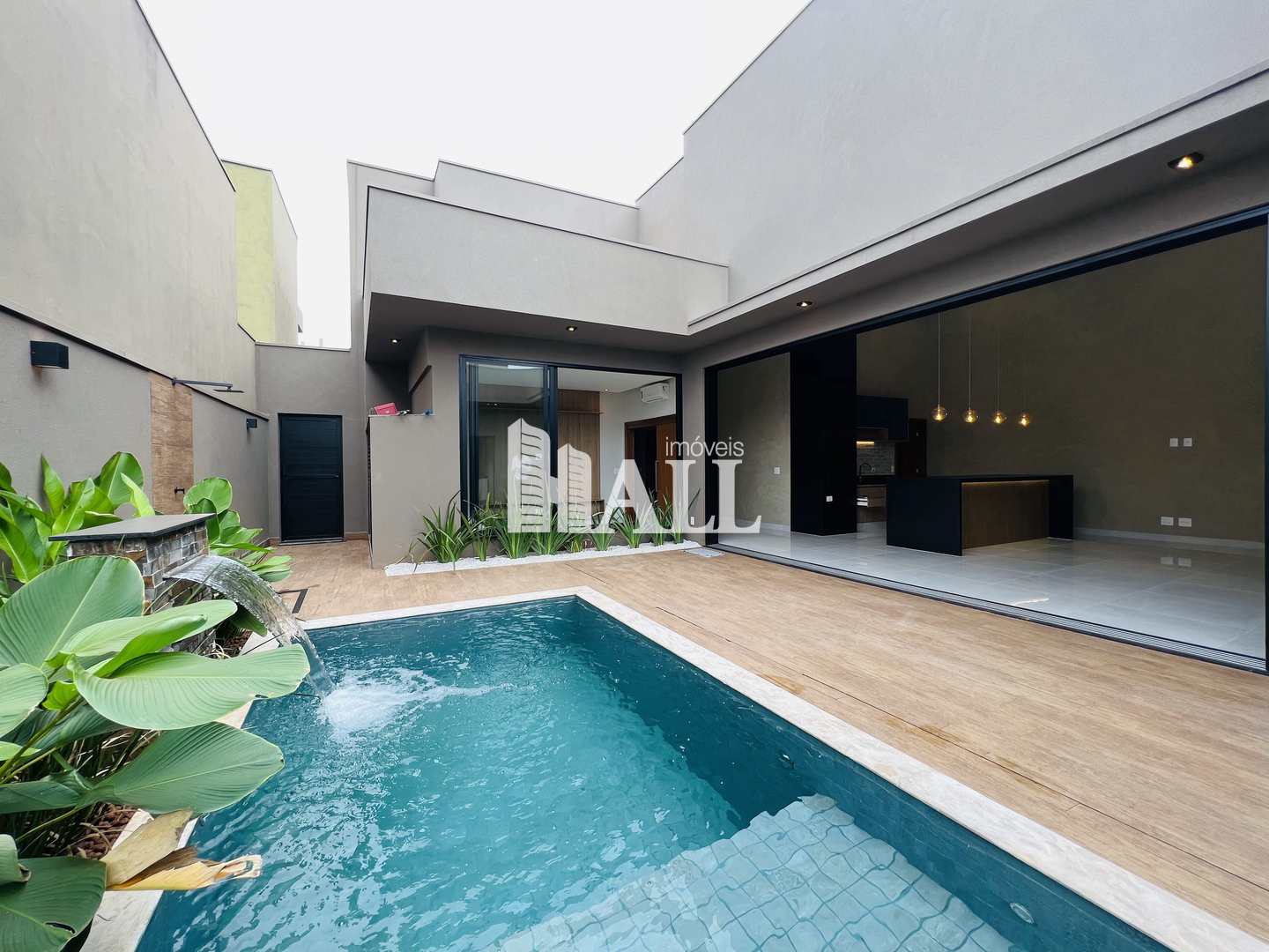 Casa de Condomínio à venda com 3 quartos, 237m² - Foto 3