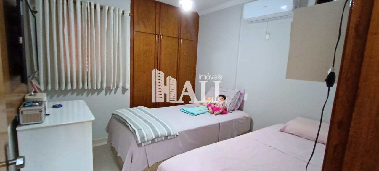 Apartamento à venda com 2 quartos, 72m² - Foto 9