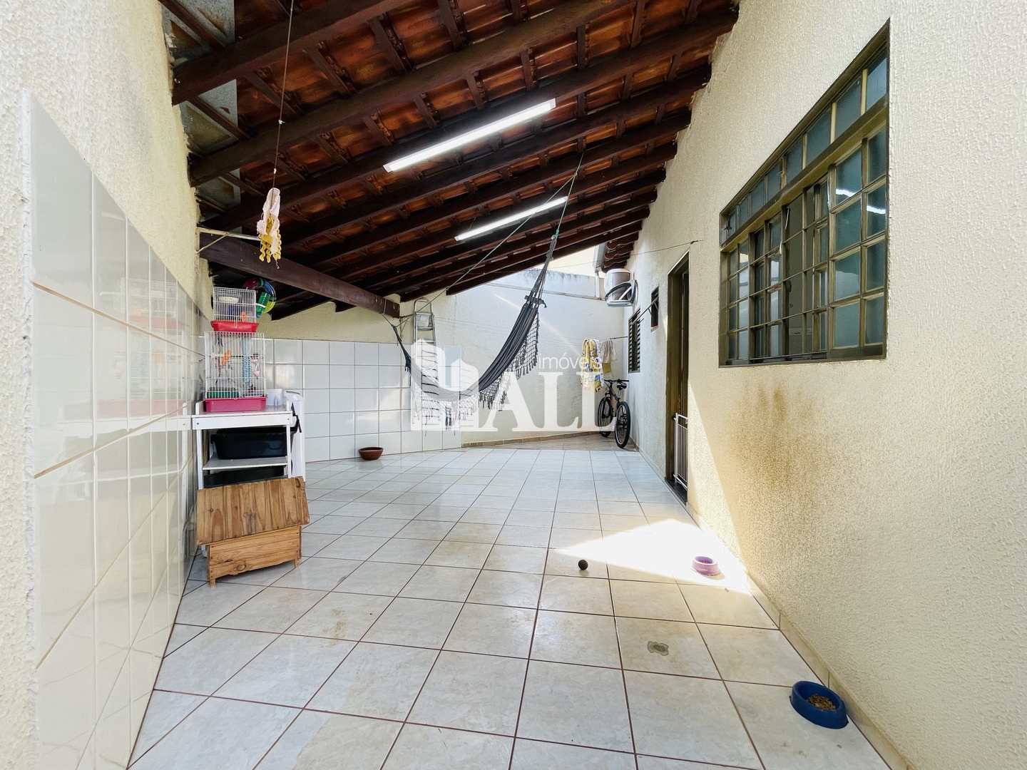 Casa à venda com 3 quartos, 268m² - Foto 15