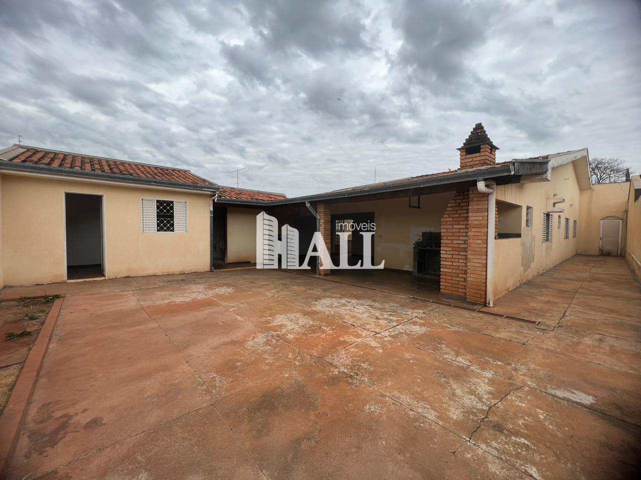 Casa à venda com 4 quartos, 220m² - Foto 16