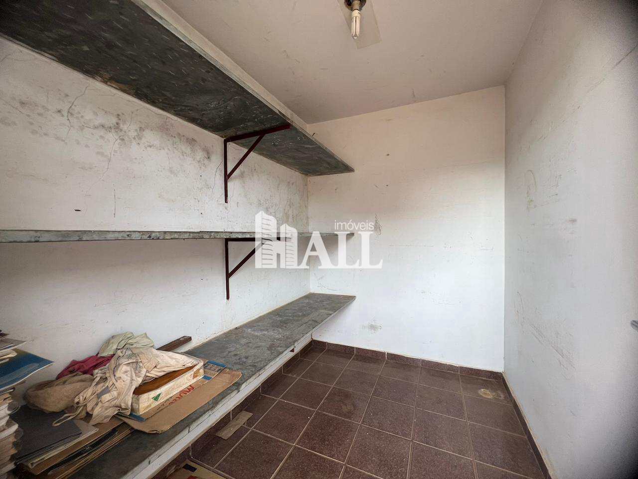 Casa à venda com 4 quartos, 220m² - Foto 8