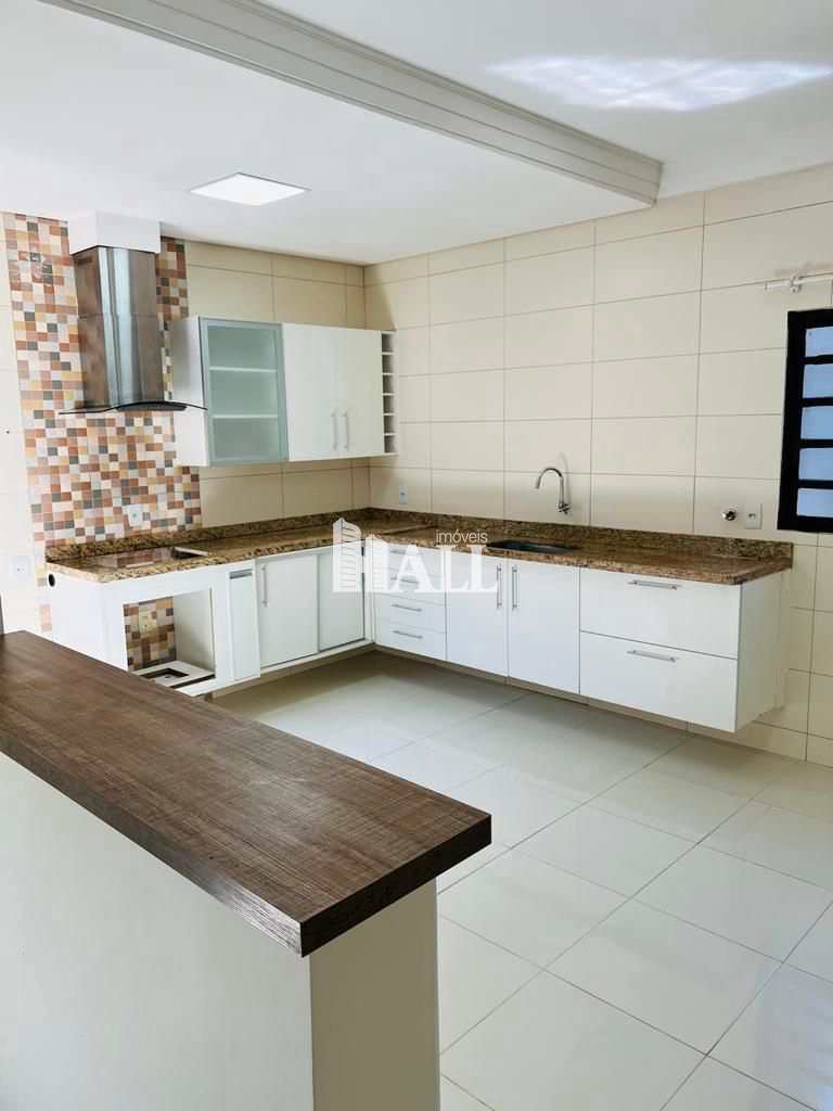 Casa à venda com 3 quartos, 142m² - Foto 7