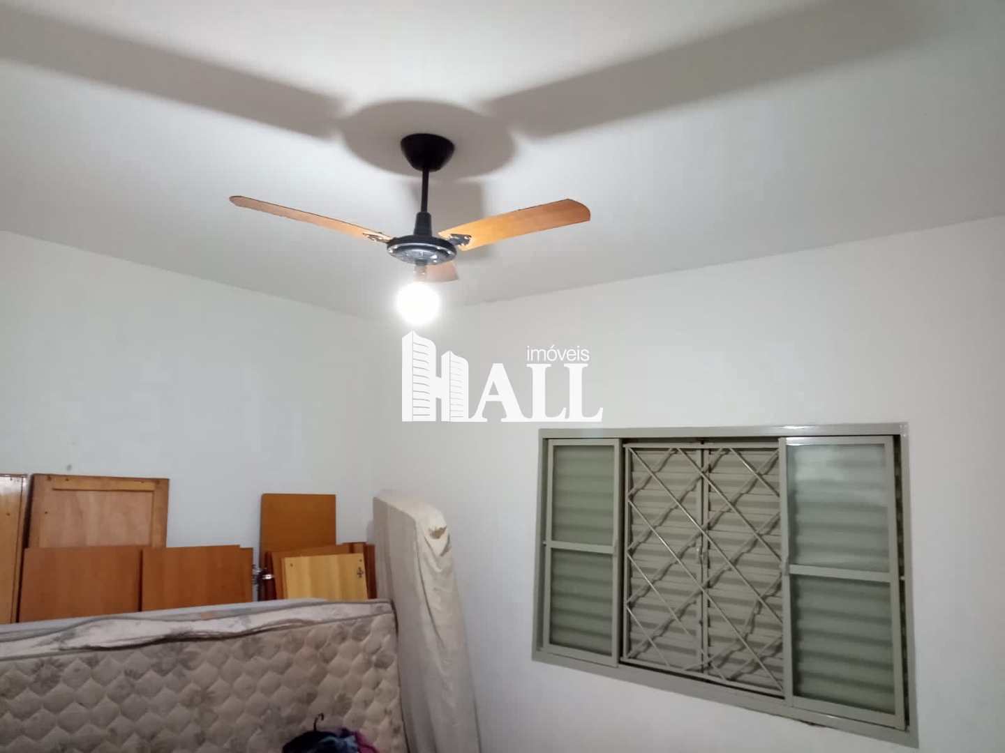 Casa à venda com 3 quartos, 200m² - Foto 10