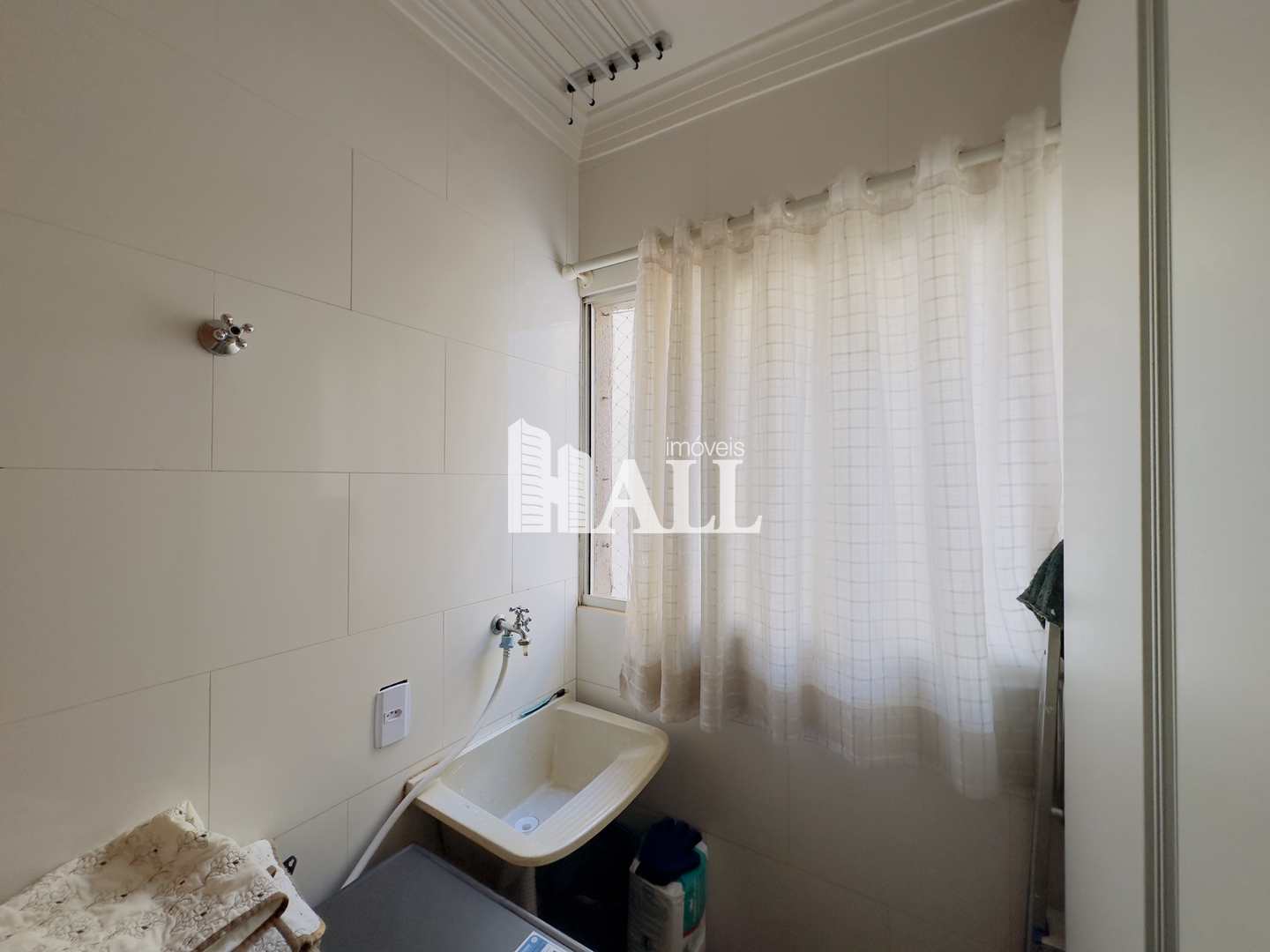 Apartamento à venda com 2 quartos, 68m² - Foto 4