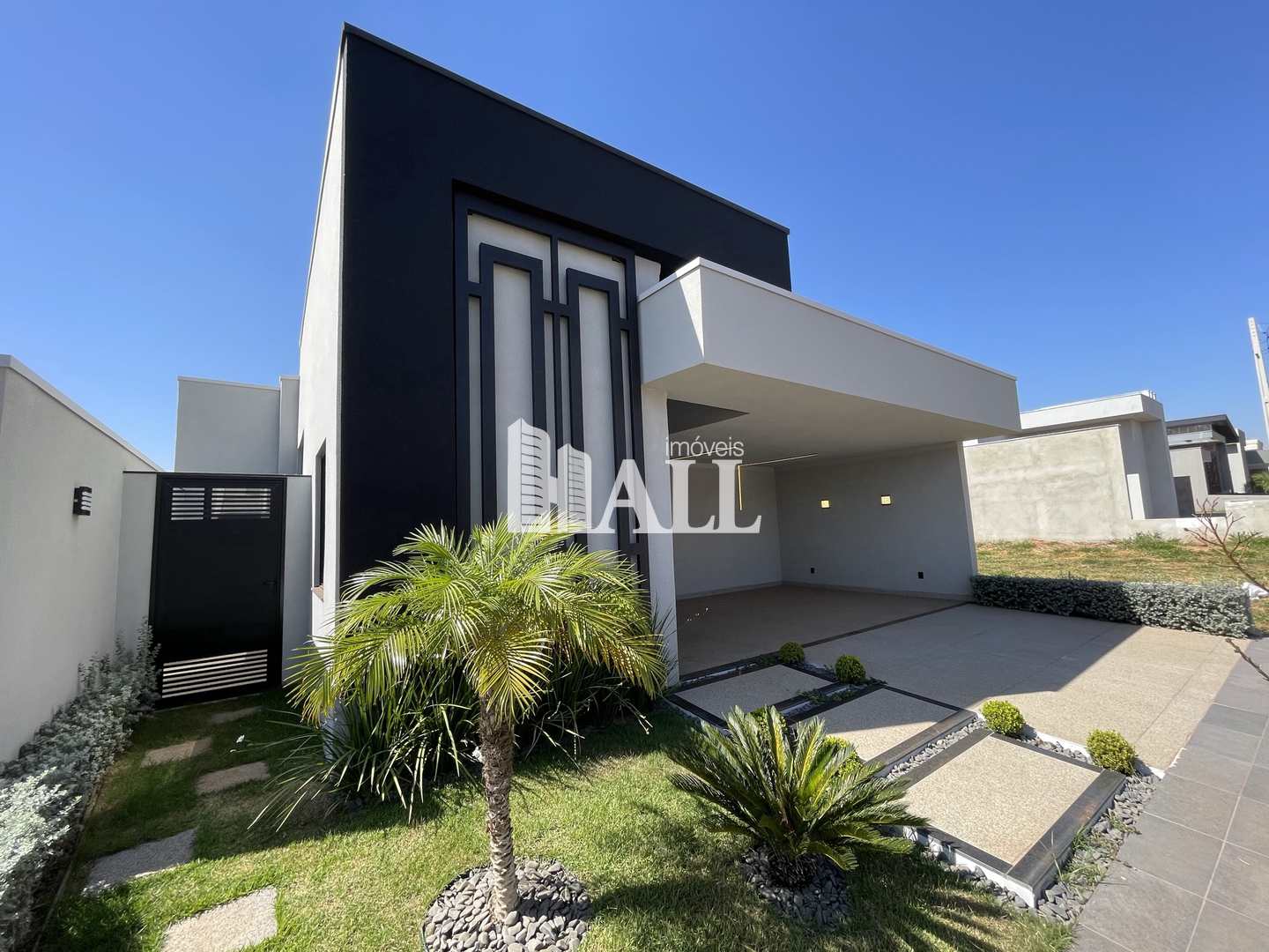 Casa de Condomínio à venda com 3 quartos, 169m² - Foto 1