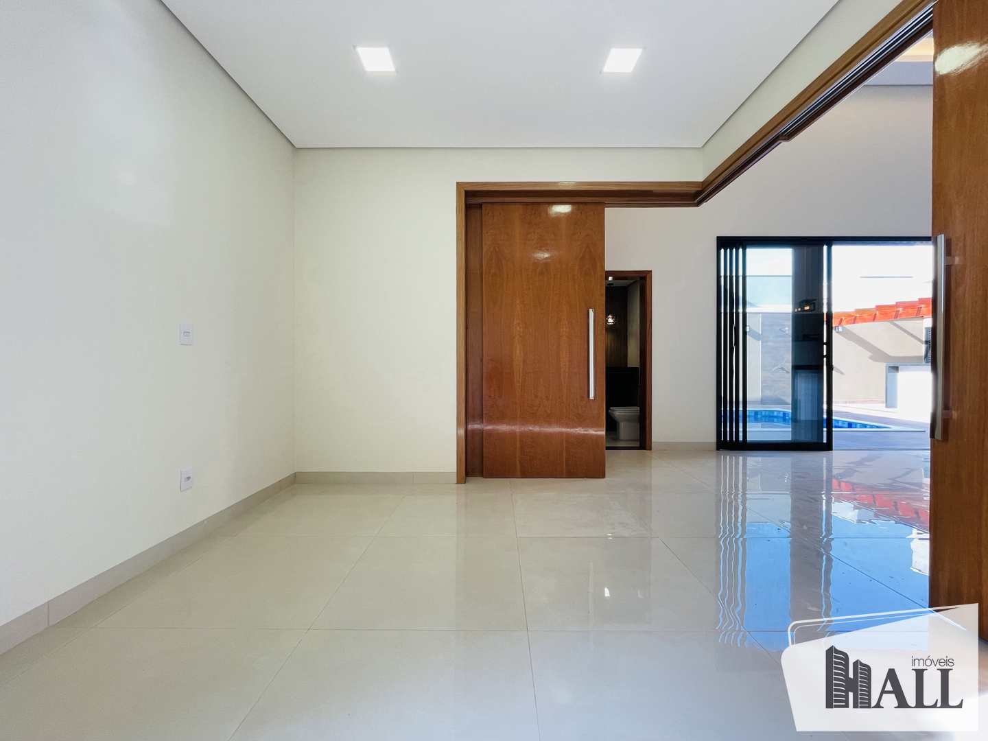 Casa de Condomínio à venda com 3 quartos, 227m² - Foto 3