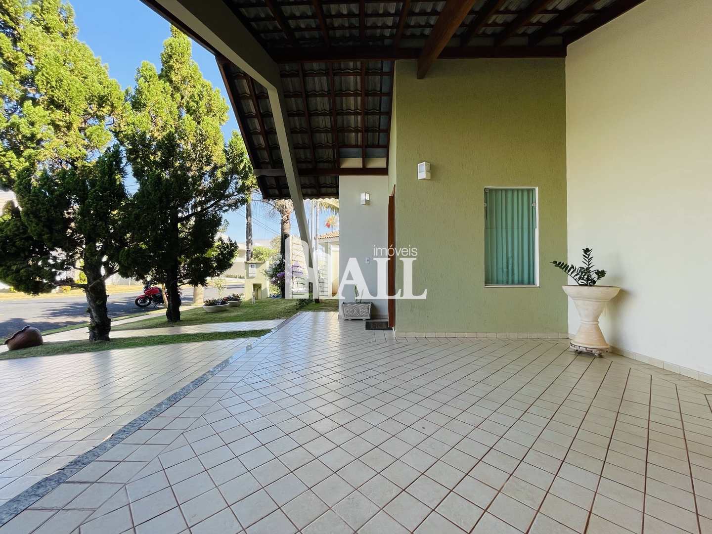 Casa de Condomínio à venda com 3 quartos, 205m² - Foto 3