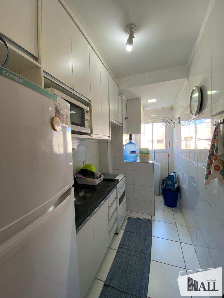 Apartamento à venda com 2 quartos, 60m² - Foto 3