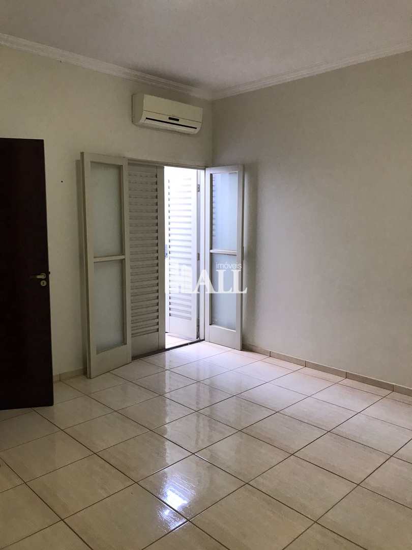Casa à venda com 3 quartos, 160m² - Foto 3