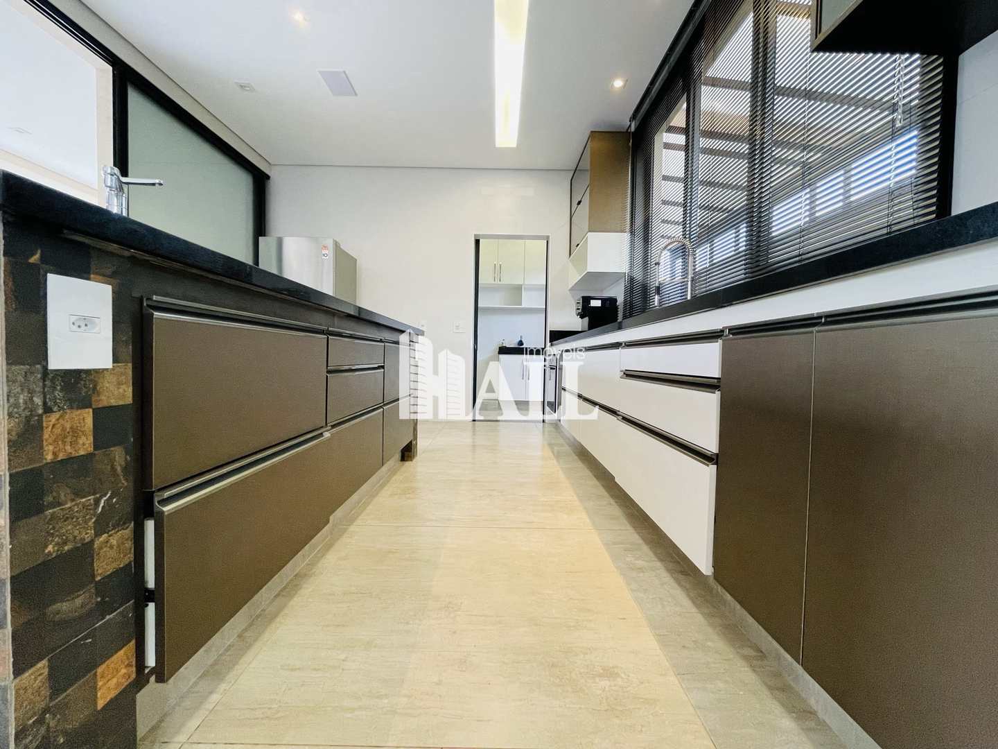 Casa de Condomínio à venda com 4 quartos, 444m² - Foto 29