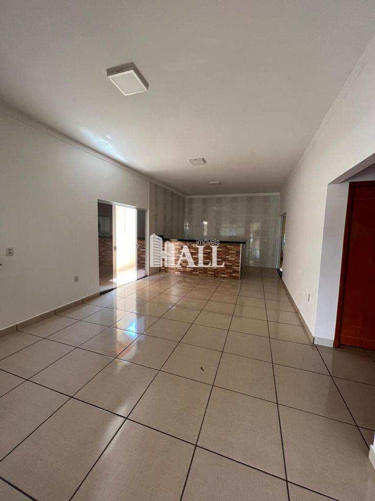 Casa à venda com 3 quartos, 150m² - Foto 1