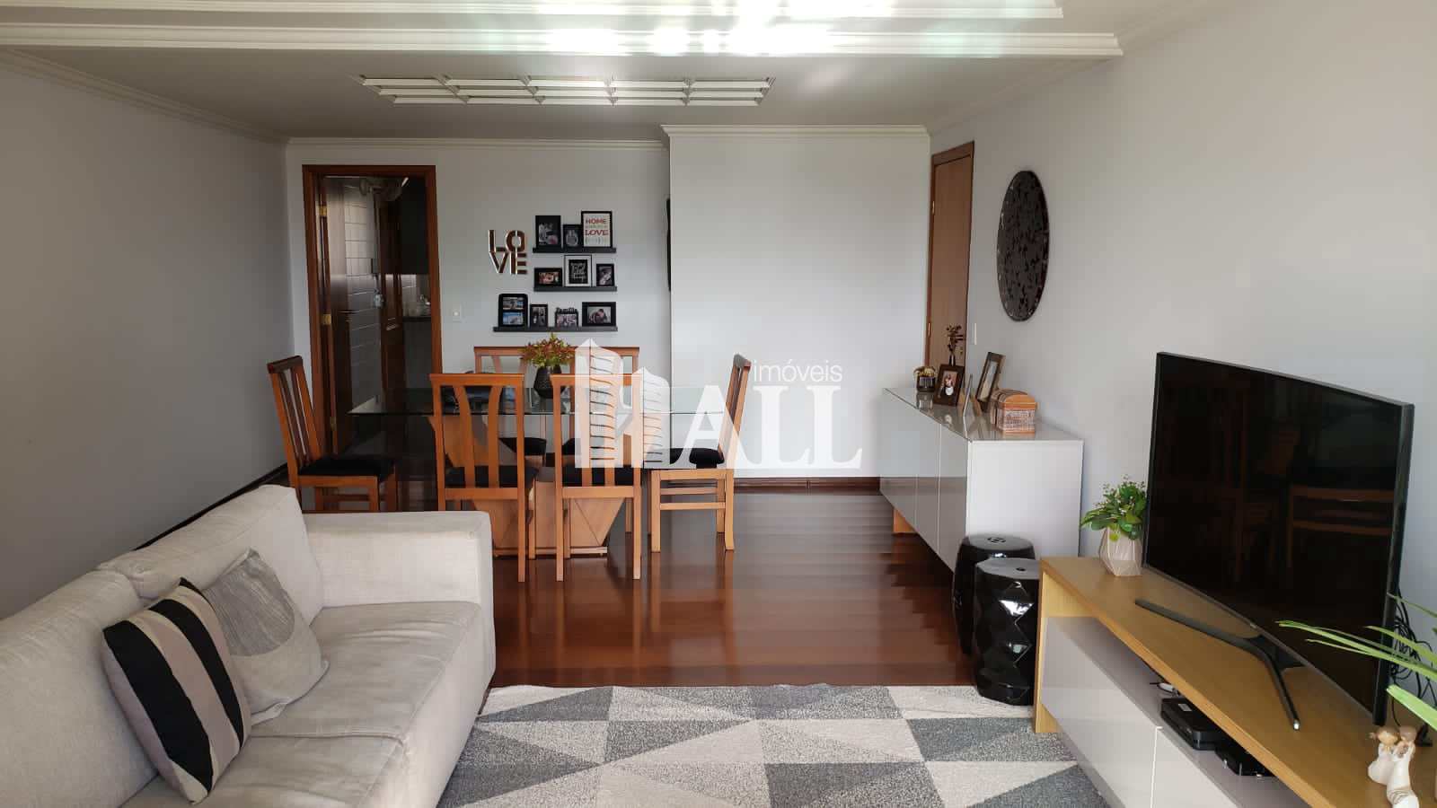 Apartamento à venda com 4 quartos, 140m² - Foto 1