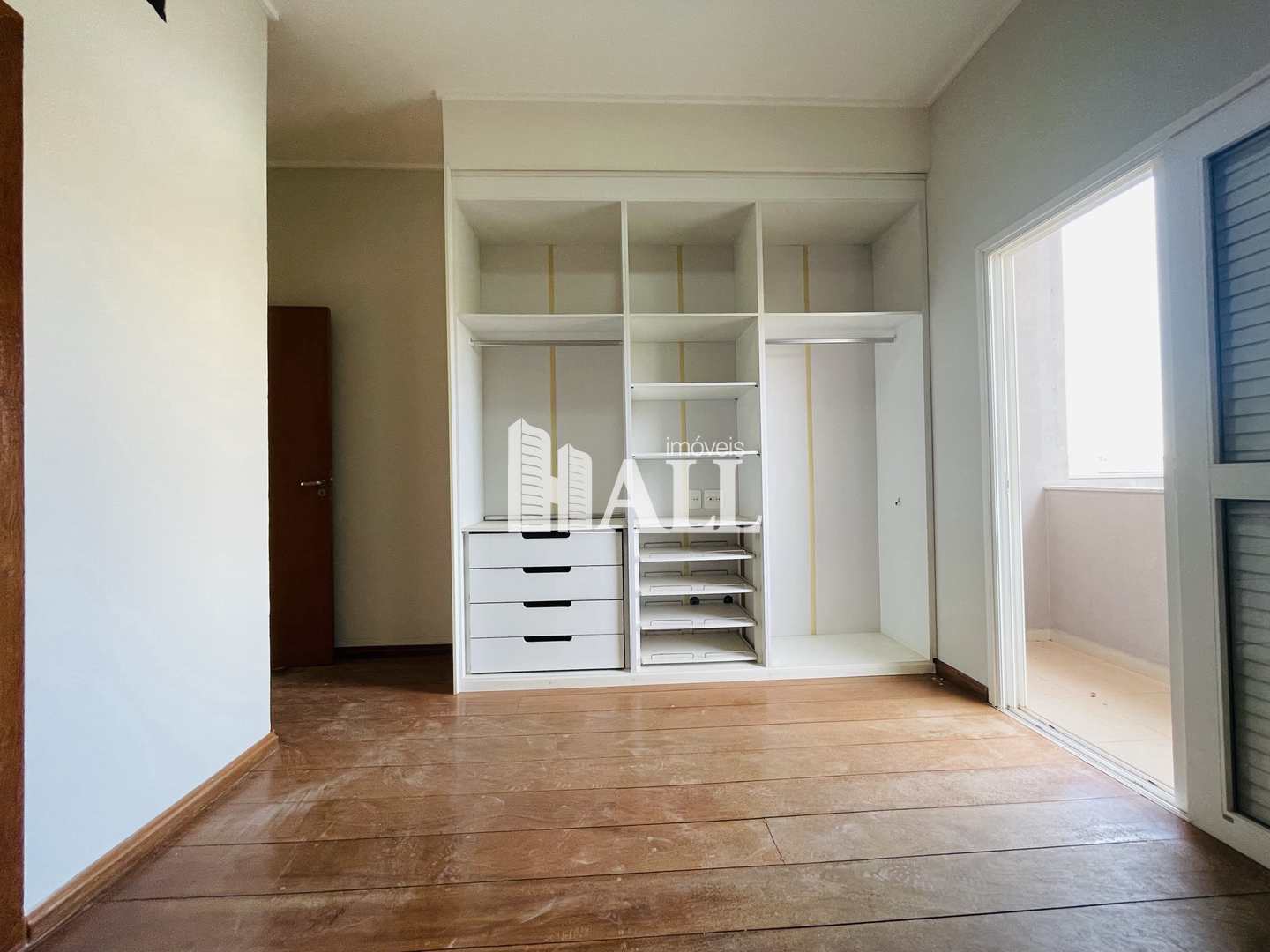 Casa de Condomínio à venda com 4 quartos, 290m² - Foto 17