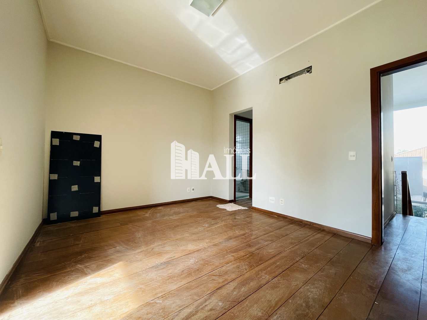 Casa de Condomínio à venda com 4 quartos, 290m² - Foto 9