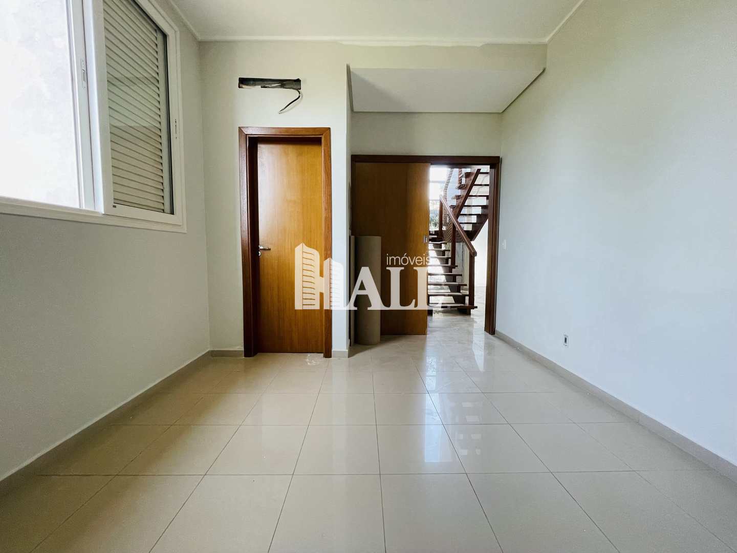 Casa de Condomínio à venda com 4 quartos, 290m² - Foto 24