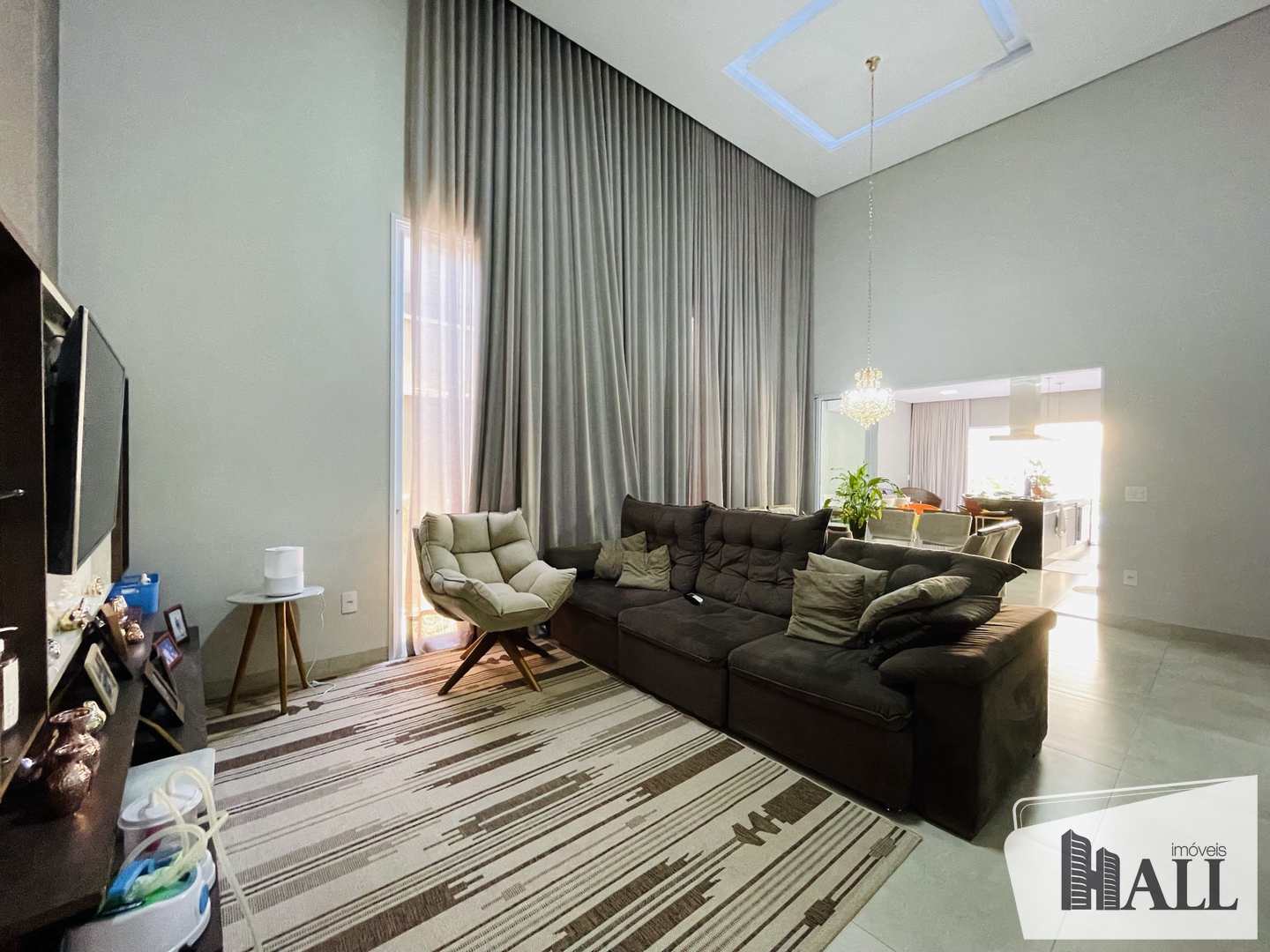 Casa de Condomínio à venda com 3 quartos, 190m² - Foto 2