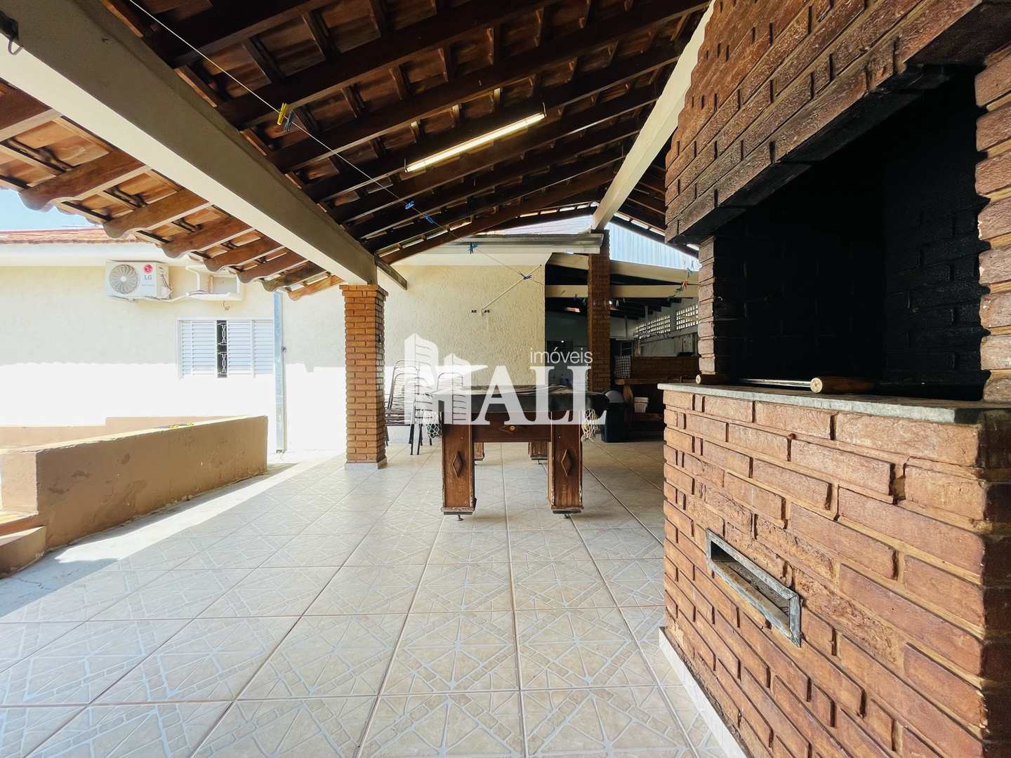 Casa à venda com 3 quartos, 500m² - Foto 18