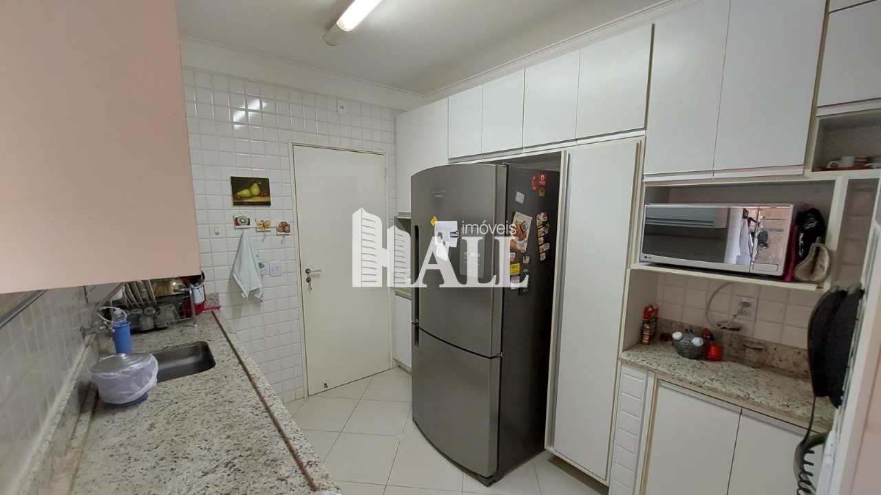 Apartamento à venda com 3 quartos, 138m² - Foto 22