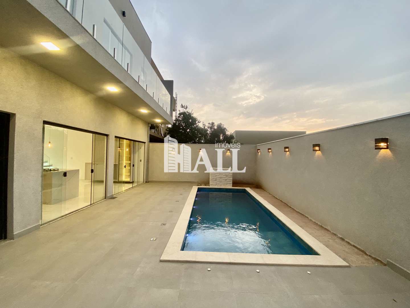 Casa à venda com 3 quartos, 190m² - Foto 17