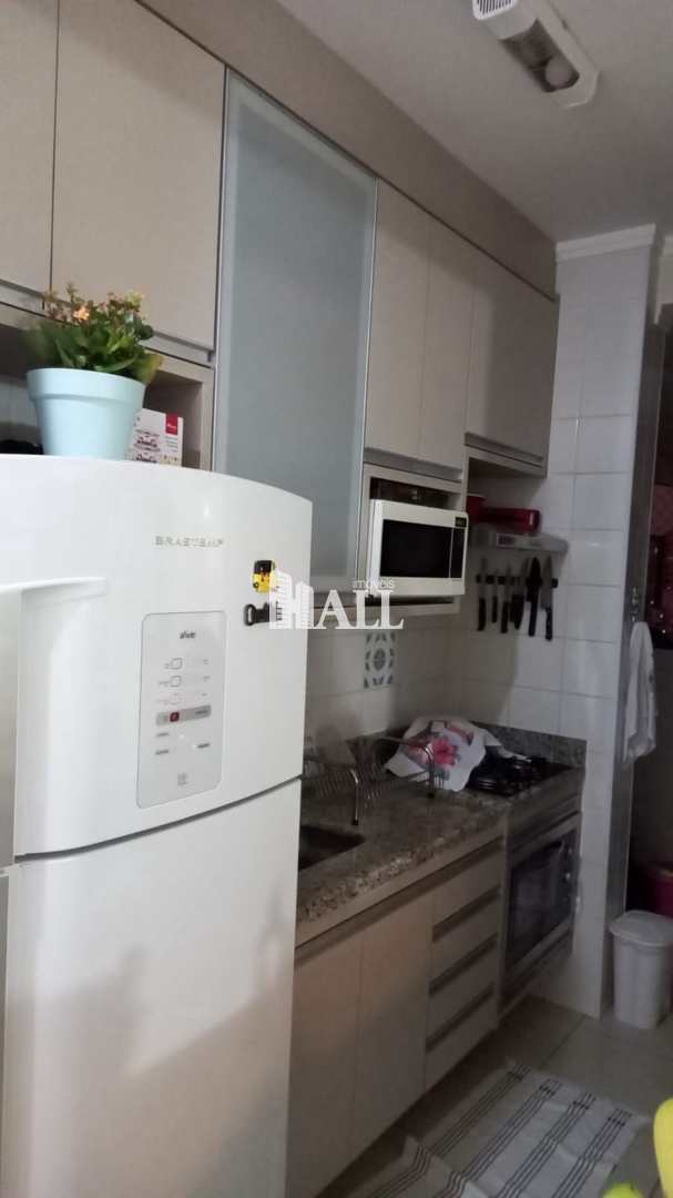 Apartamento à venda com 2 quartos, 70m² - Foto 4