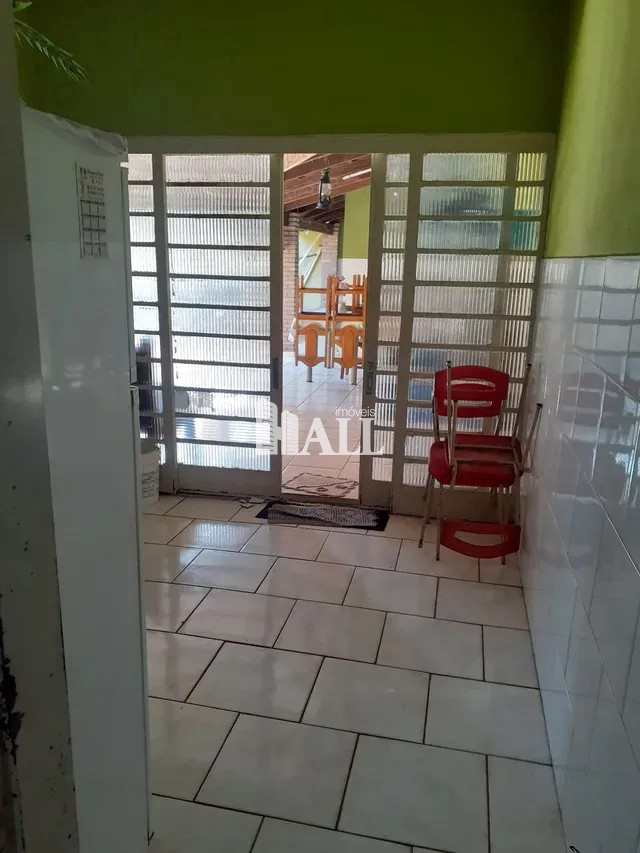 Casa à venda com 3 quartos, 140m² - Foto 3