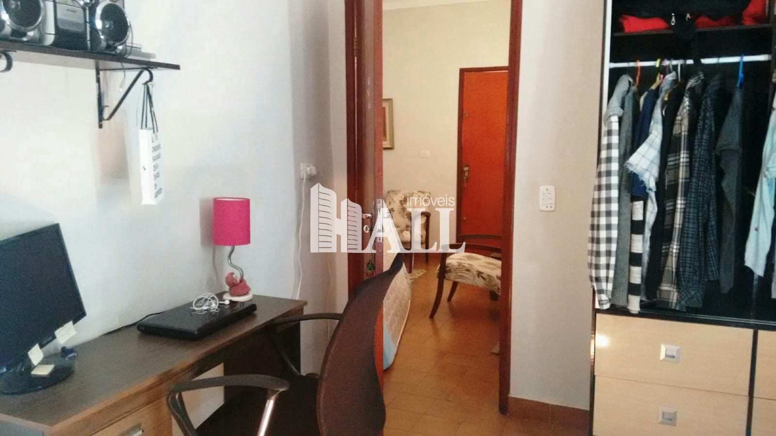 Casa à venda com 3 quartos, 138m² - Foto 4