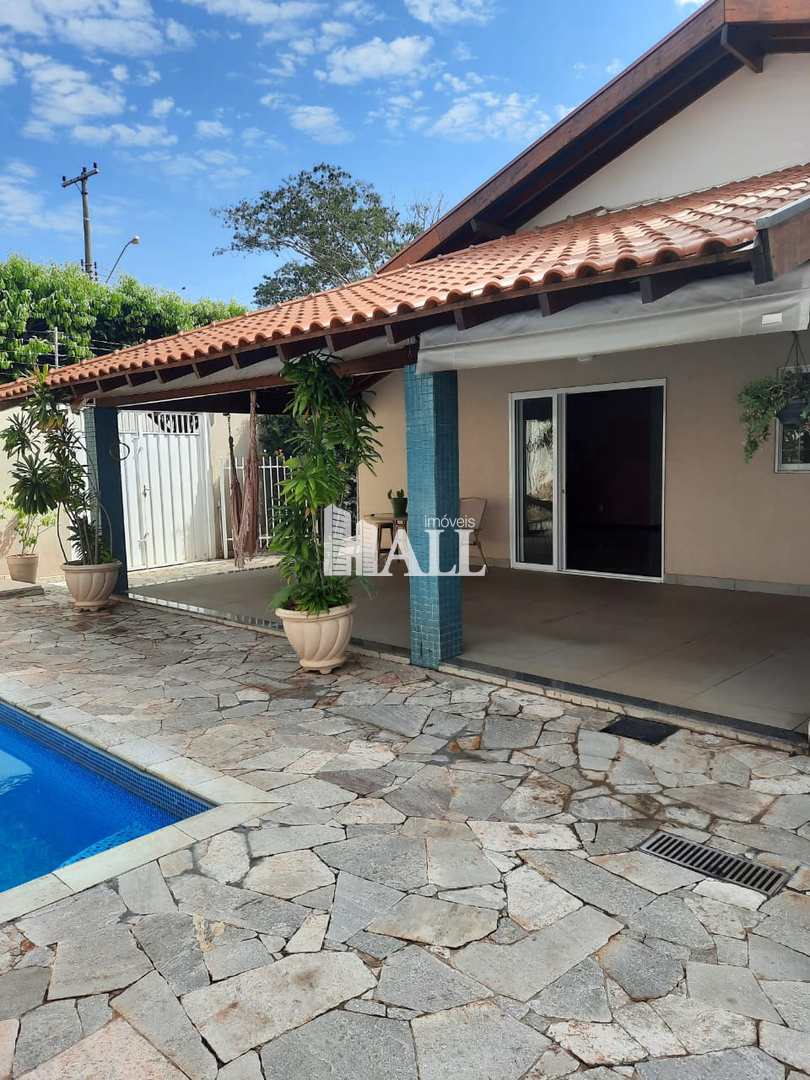 Casa à venda com 4 quartos, 350m² - Foto 3