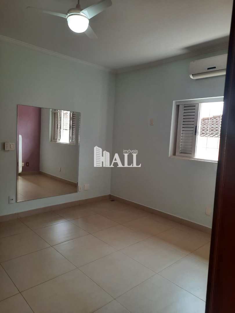 Casa à venda com 4 quartos, 350m² - Foto 22