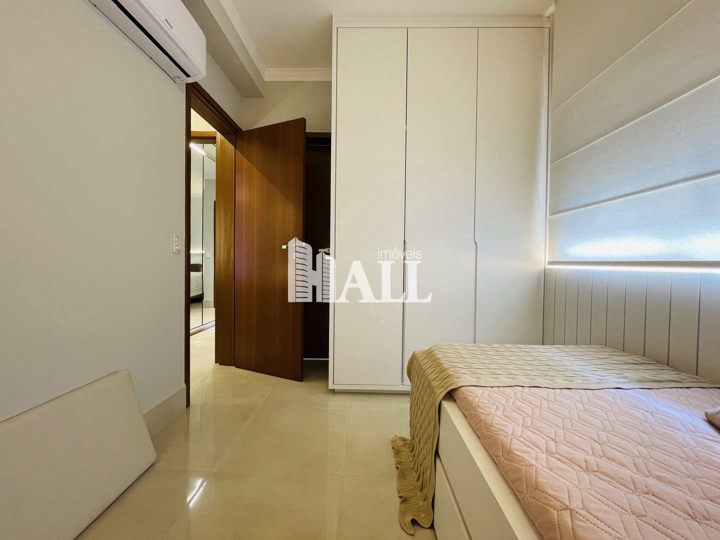 Apartamento à venda com 3 quartos, 127m² - Foto 11