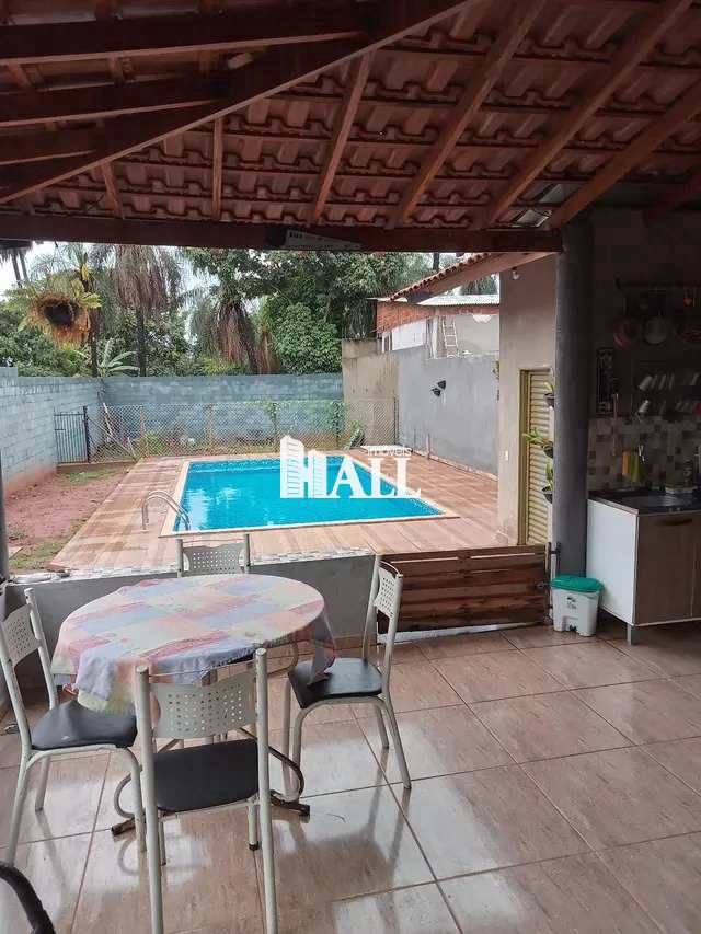 Chácara à venda com 3 quartos, 225m² - Foto 7