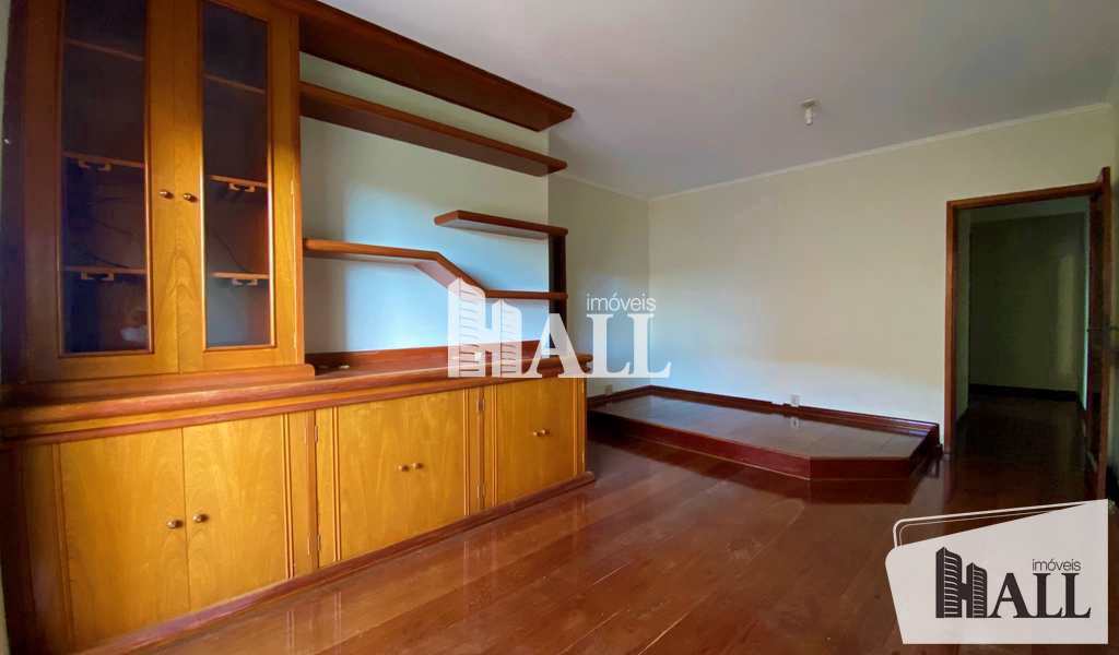 Apartamento à venda com 3 quartos, 96m² - Foto 2