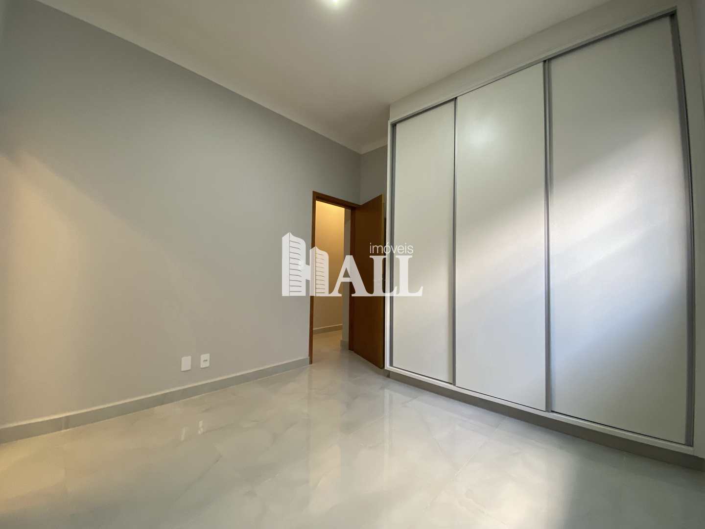 Casa à venda com 3 quartos, 120m² - Foto 17