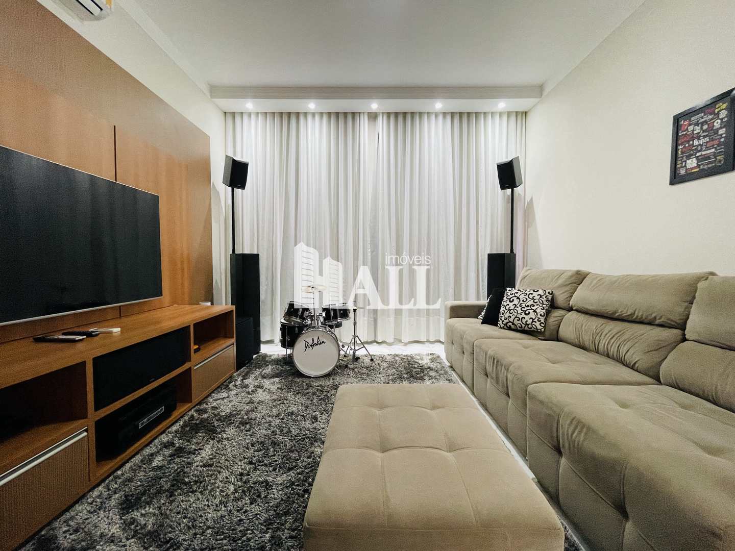 Casa à venda com 3 quartos, 225m² - Foto 8