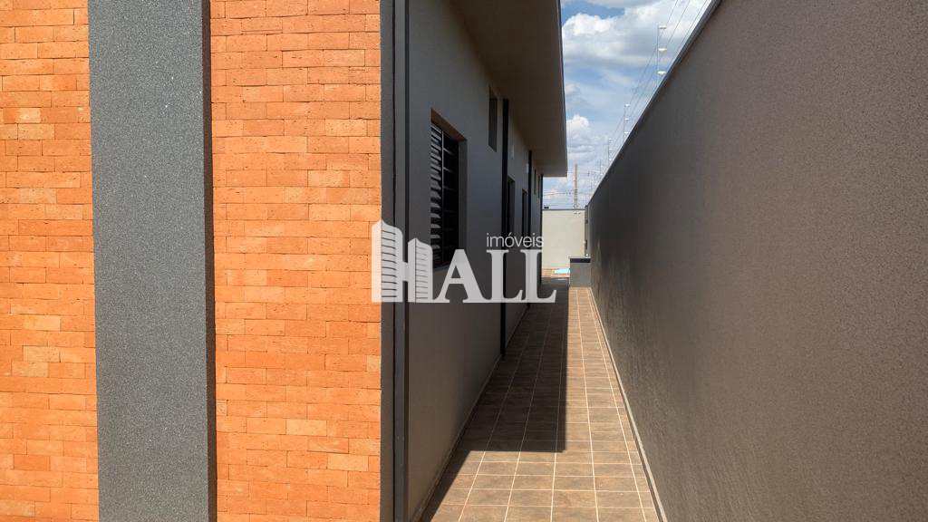 Casa à venda com 3 quartos, 173m² - Foto 4