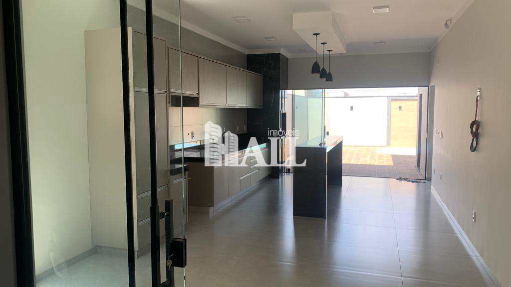 Casa à venda com 3 quartos, 173m² - Foto 2