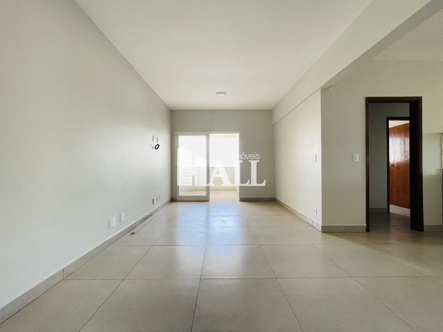 Apartamento à venda com 2 quartos, 93m² - Foto 1