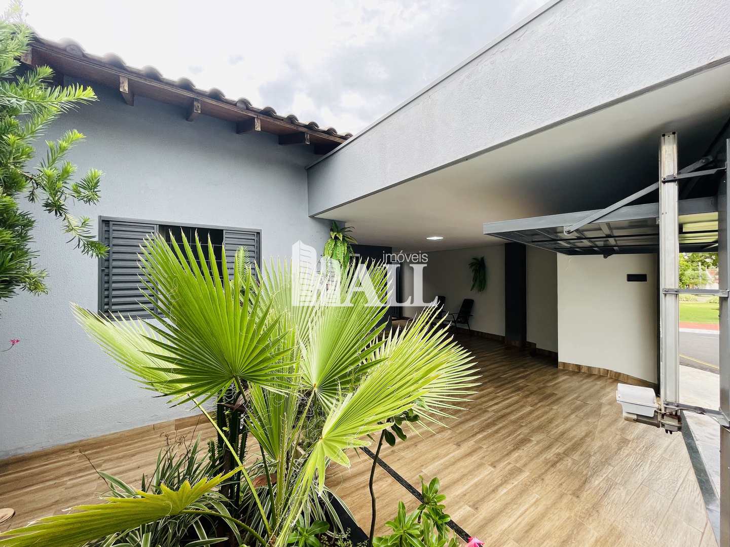 Casa à venda com 3 quartos, 170m² - Foto 4