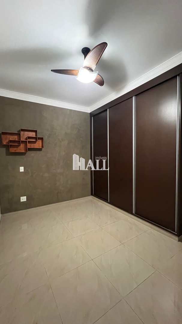 Casa de Condomínio à venda com 3 quartos, 240m² - Foto 21